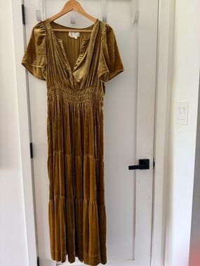 Velvet V-Neck Short Sleeve Maxi Dress in Mustard